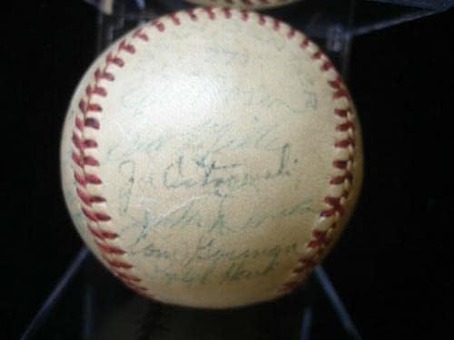 1952 г. Отборът на Ню Йорк Янкис подписа договор с световни шампиони по бейзбол - 21 Подпис в Мантията! - Бейзболни топки с автографи