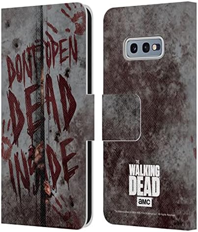 Дизайн на своята практика за главата Официално Лицензиран AMC The Walking Dead Gonna Need Christmas Типография Кожен Калъф-книжка-джобен формат и е Съвместим с Samsung Galaxy S10e